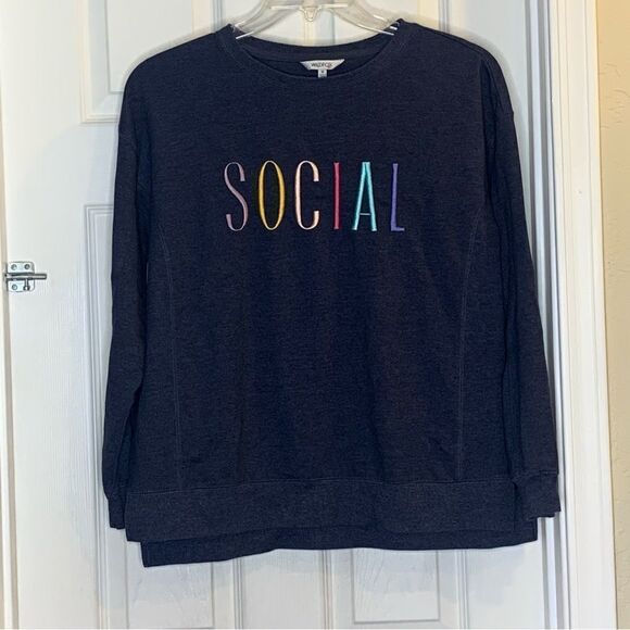 Wildfox Statement Sweatshirt Navy Social Embroidered Size Medium - Picture 8 of 9